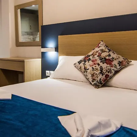 Ippokampos Holidays Nea Vrasna