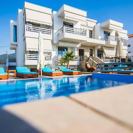 Ippokampos Holidays * Vrasná