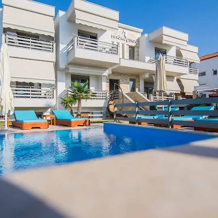 Ippokampos Holidays * Βρασνά
